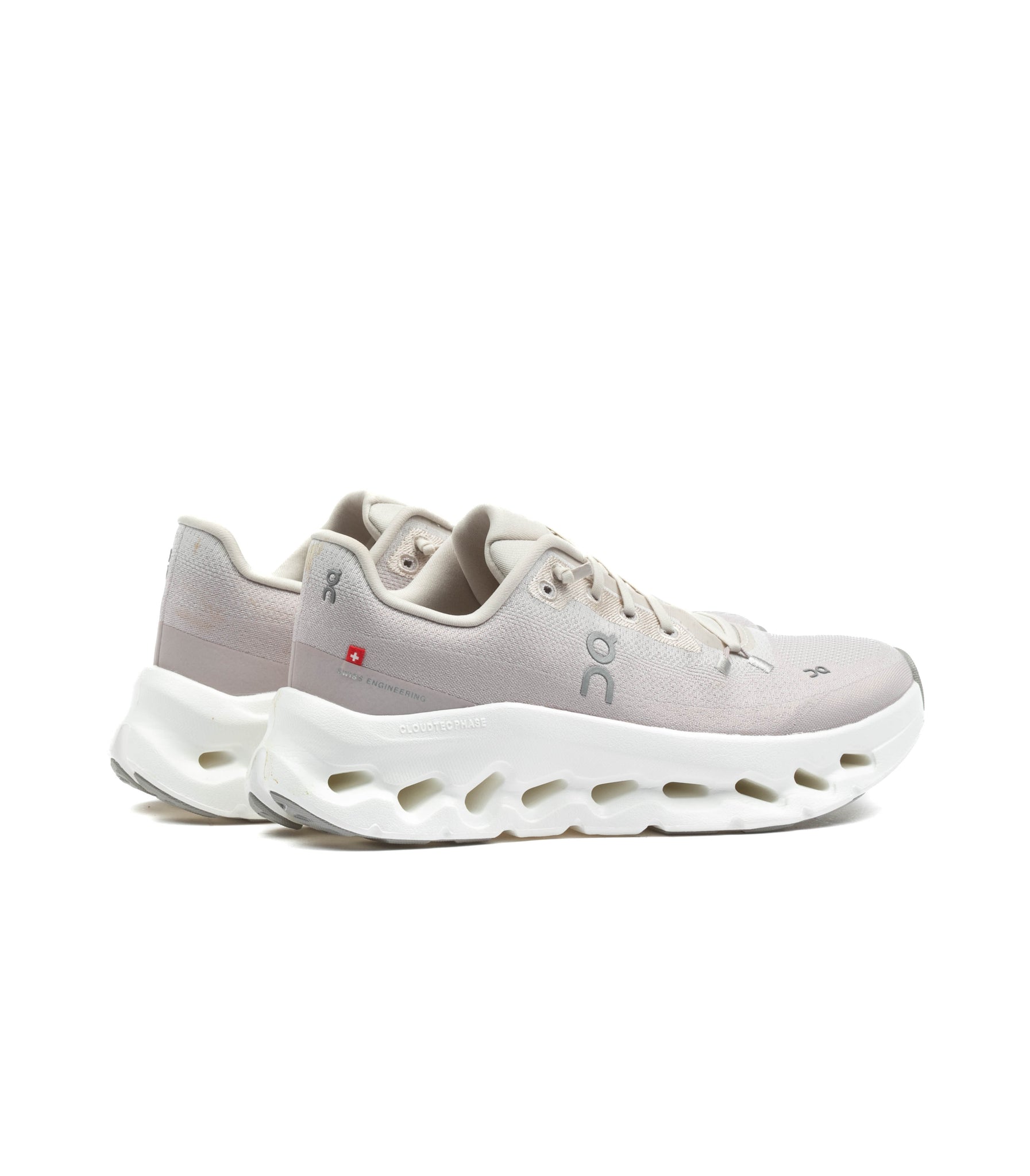 On Shoes Cloudtilt Donna Pearl Fade