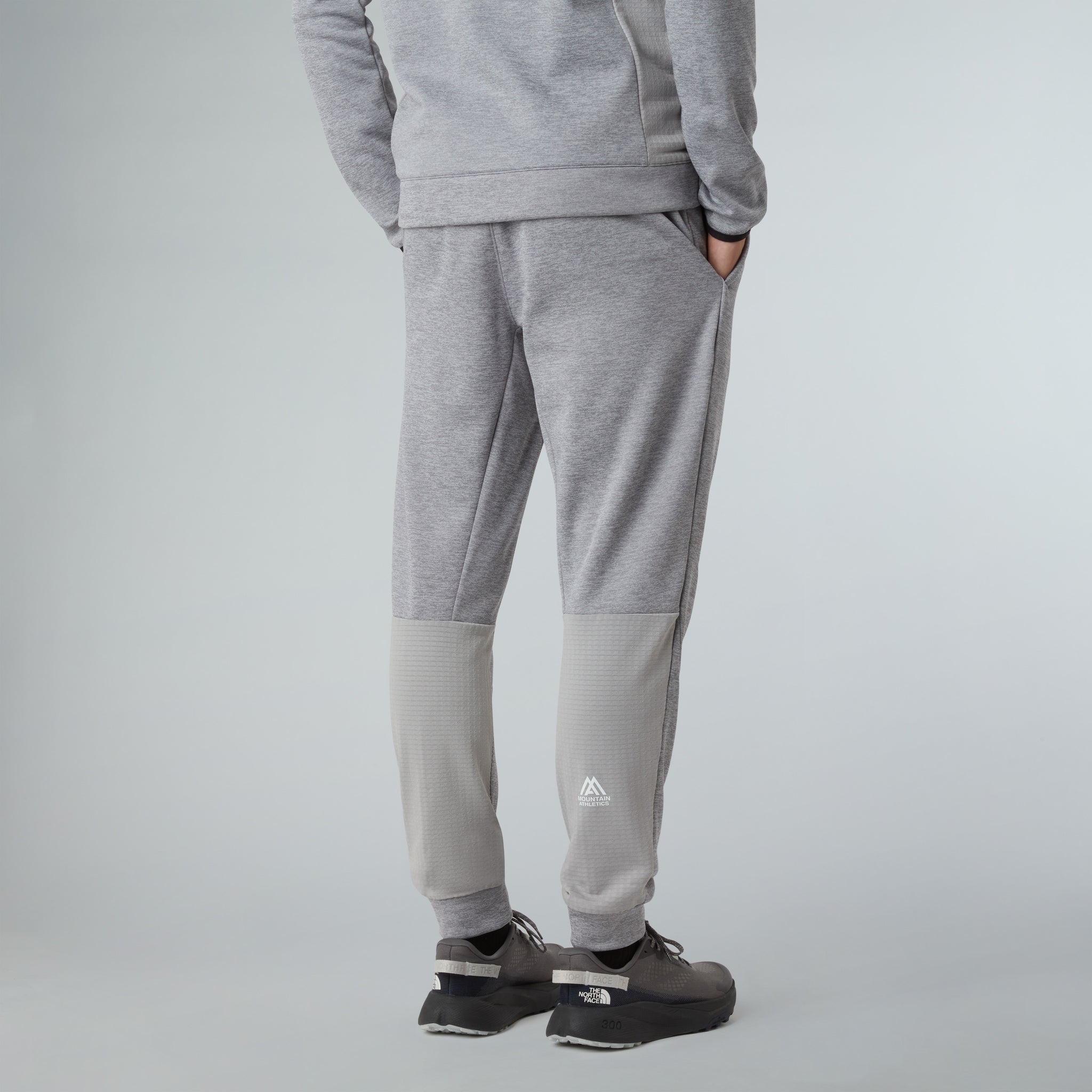 The North Face M Mountain Athletics Fleece Pant Grigio