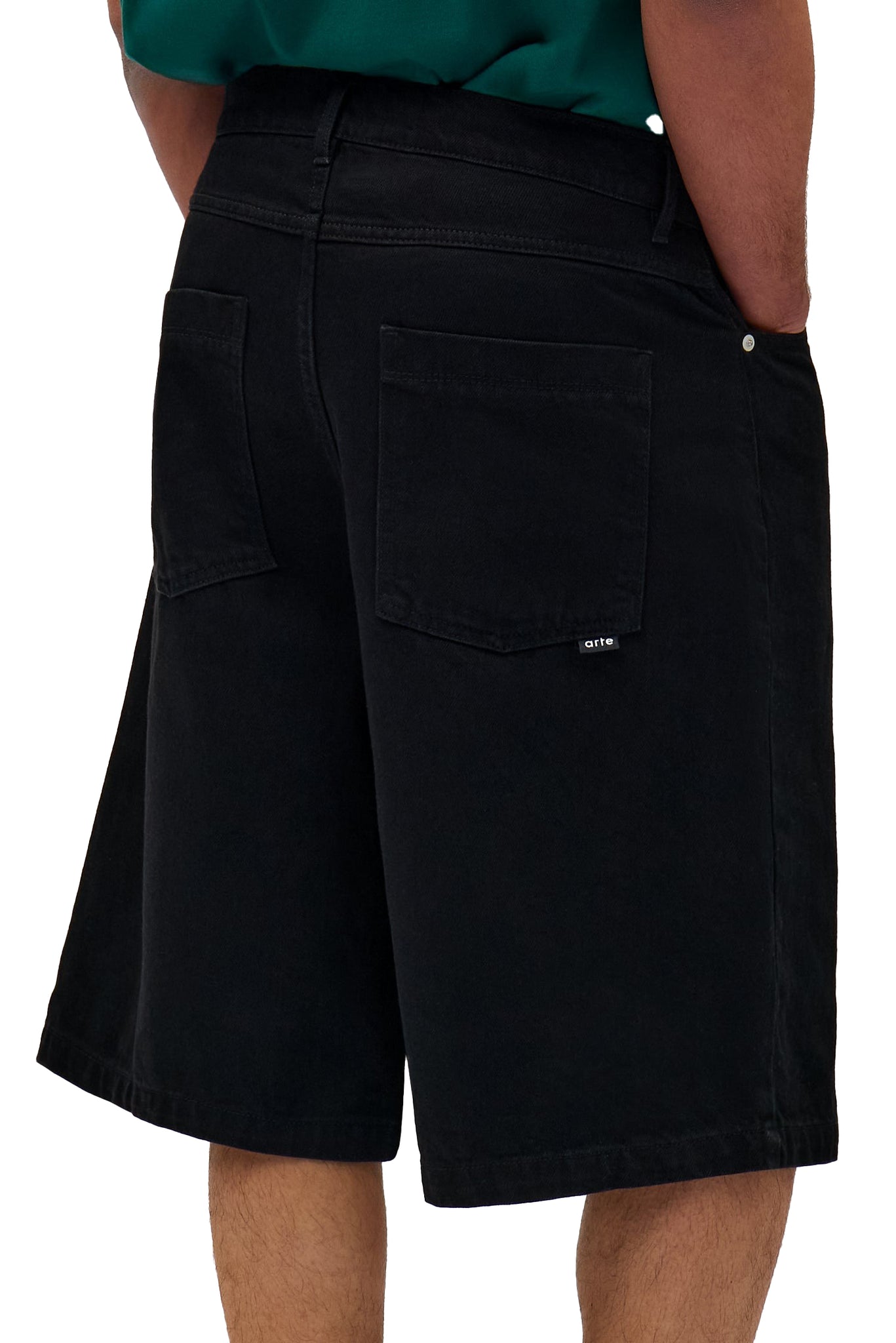 Belt Detail Short By Arte Antwerp Nero