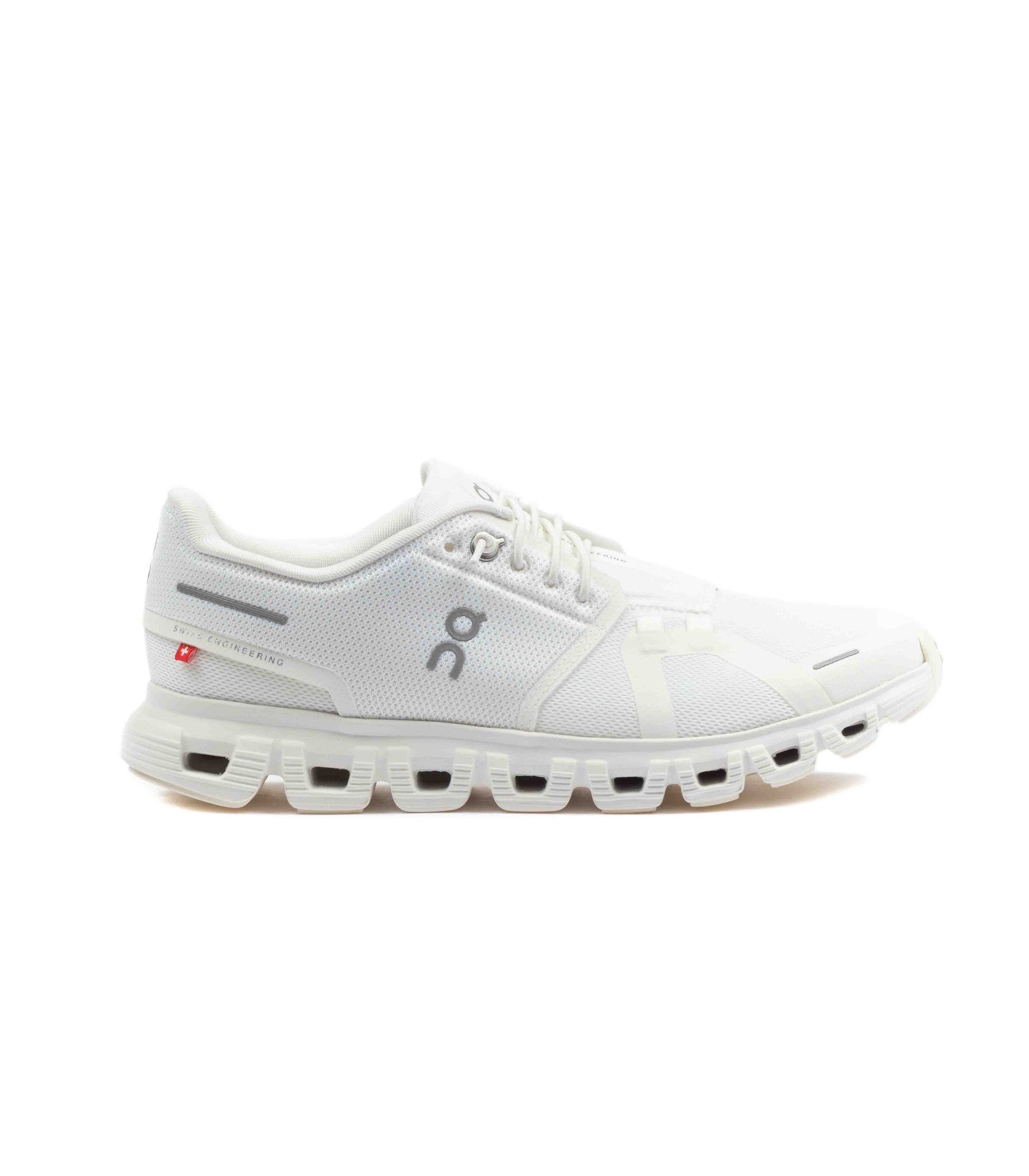 On Shoes Cloud 6 White