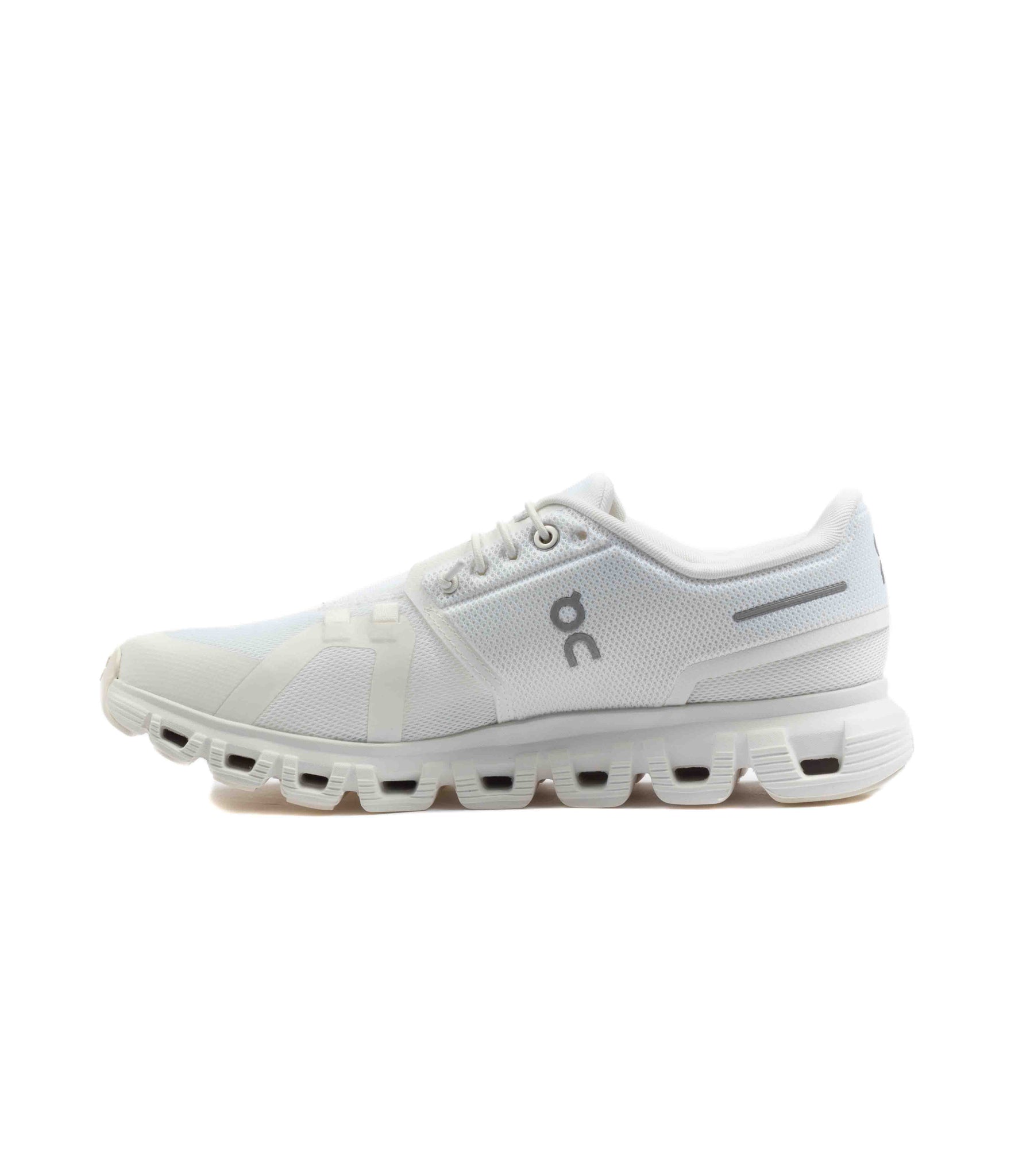 On Shoes Cloud 6 White
