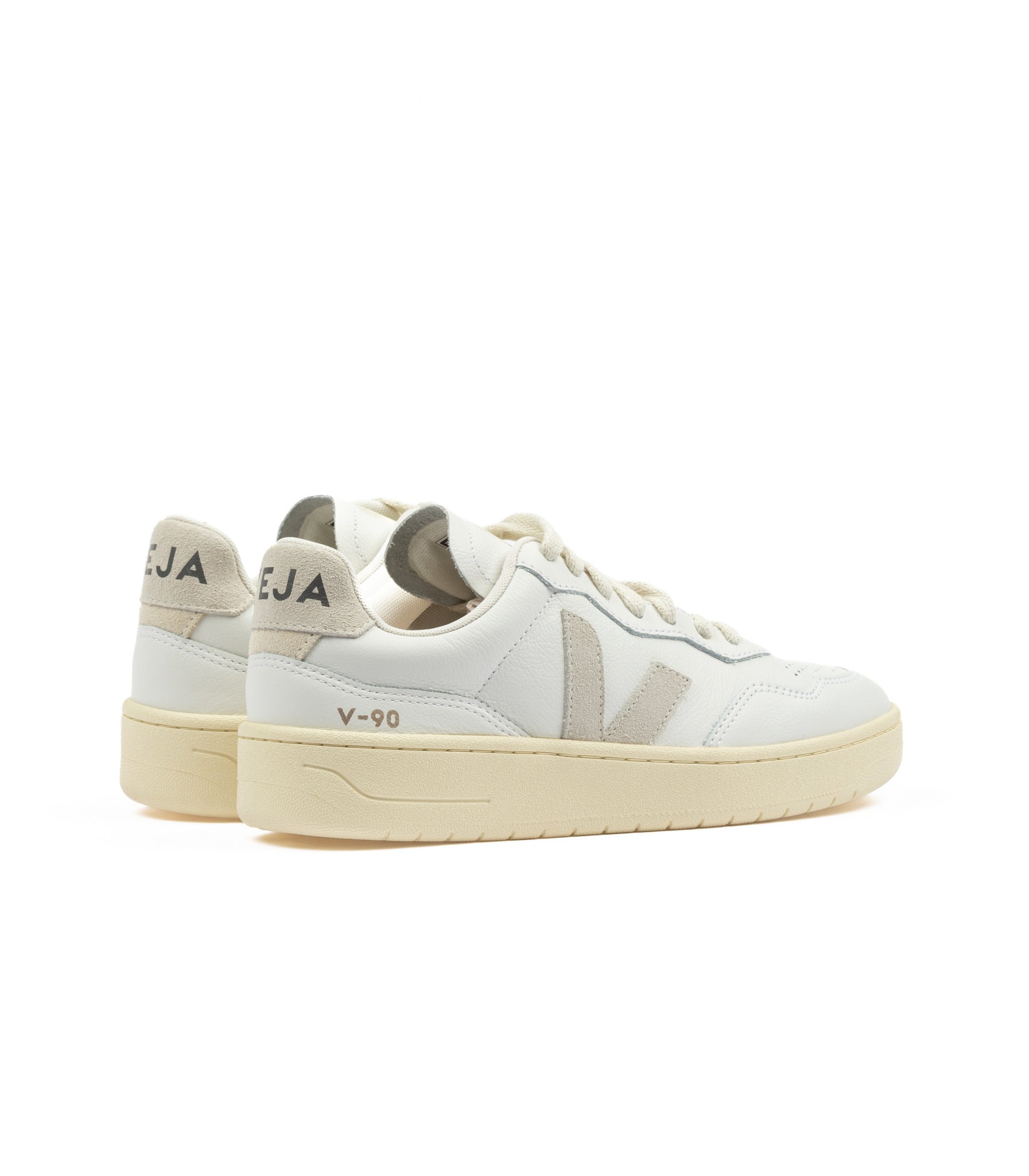 Veja V-90 Extra White Natural Donna